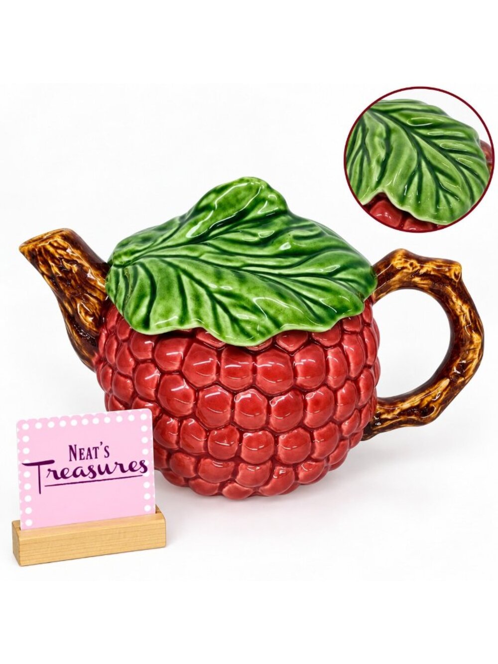 Jay Willfred Andrea By Sadek RED GRAPES Shaped Portugal 6" Lidded Ceramic Teapot